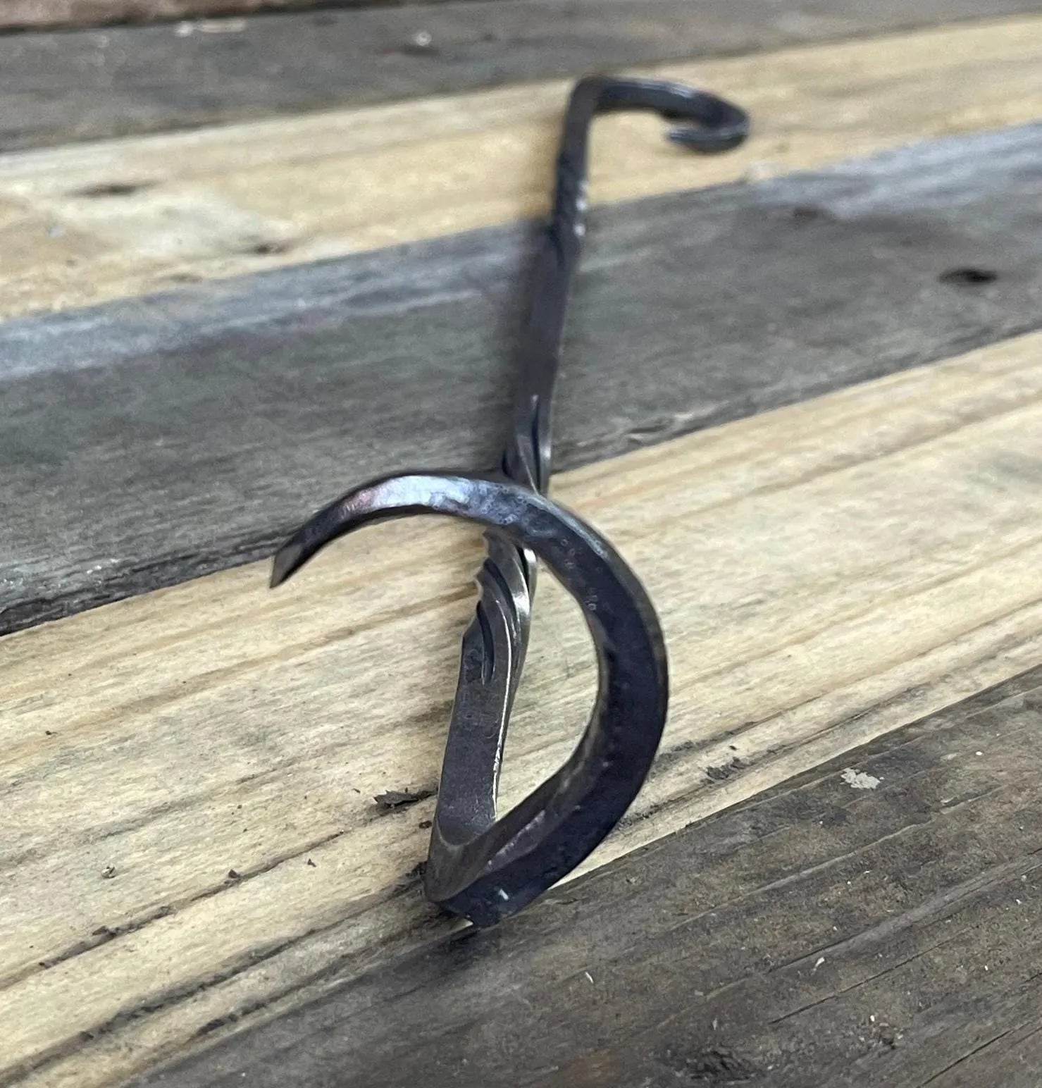 Hand-Forged Steak Turner - Polished Steel
